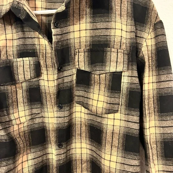 Flannel - Picture 2 of 4
